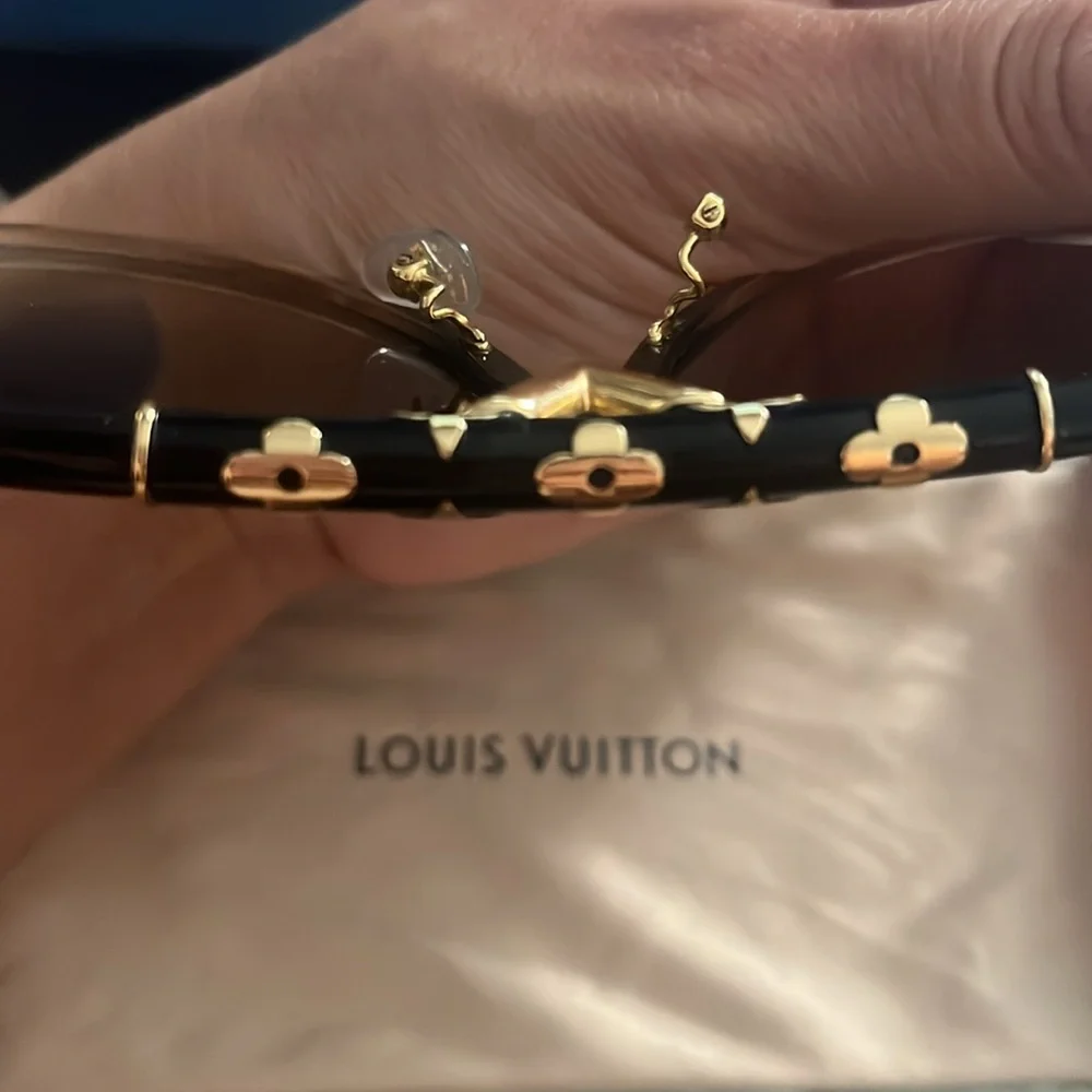 Good condition Rare Louis Vuitton Boogie Nights Sunglasses